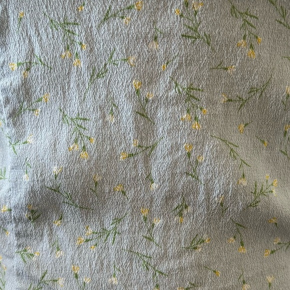 Elodie Light Blue w/ Delicate Floral Print Short Puff Sleeve Bodice Style Top - Picture 6 of 12